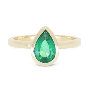 14K Yellow Gold Emerald Pear Band