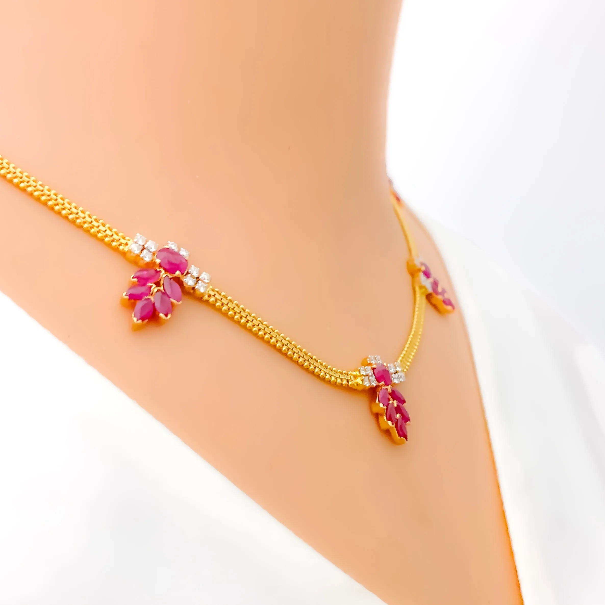 Blooming Ruby Flower Diamond   18k Gold Necklace