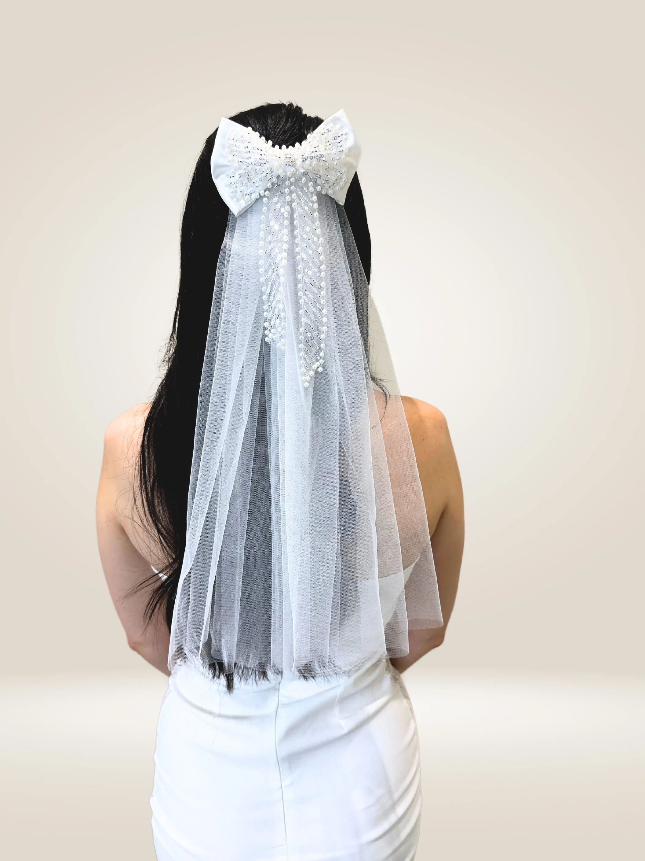 Bow Veil with Pearl Embellishment