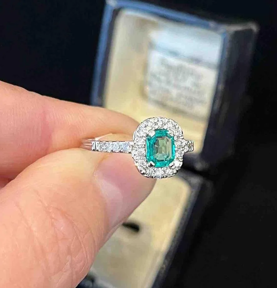 Colombian Emerald and Diamond Cluster Ring