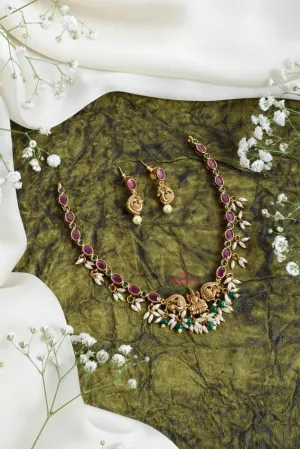 Dainty Ruby Green Goddess Rice Pearl Choker