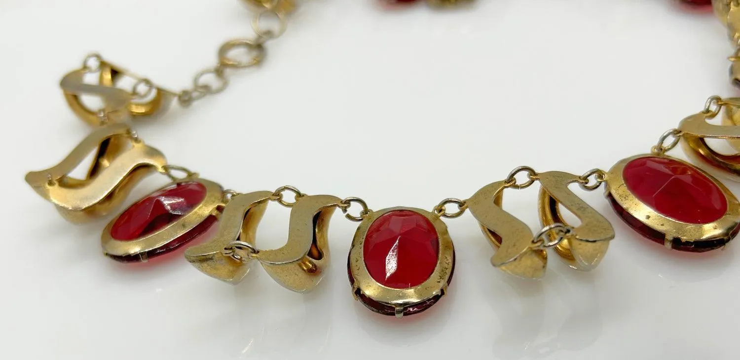 Opulent Art Deco Vintage Necklace with Ruby Red Stones