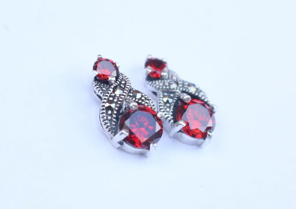 Shiny Garnet Inlaid Sterling Silver Earrings